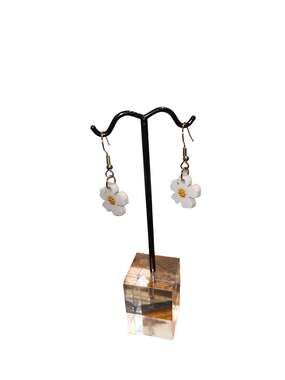 White Daisy Acrylic Flower Dangle Earrings with Gold Tone Fishtook Hooks